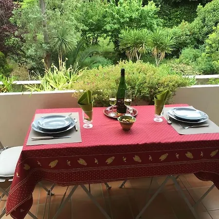 Apartment Les Collines D'estanove, Charming, Bright, Calm Place With Pool Montpellier